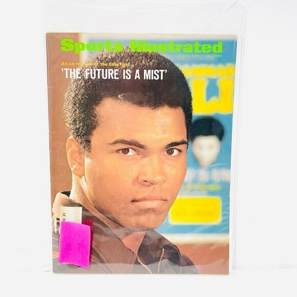 Sports Illustrated The Future is a Mist - July 26, 1971 - Picture 1 of 4